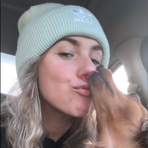 Meet your Posher, Karissa